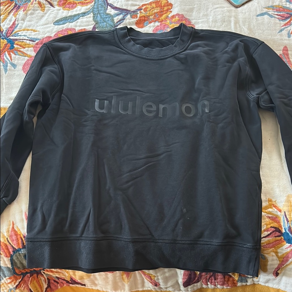 Black lululemon Crewneck